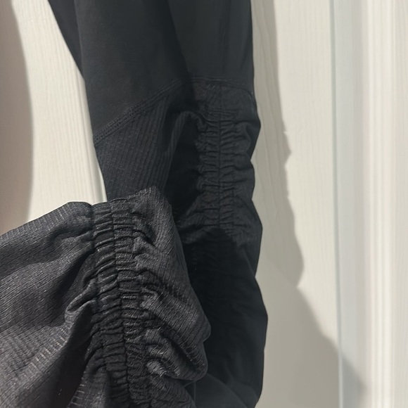 Fabletics Mixed Media Black Legging - Picture 3 of 9